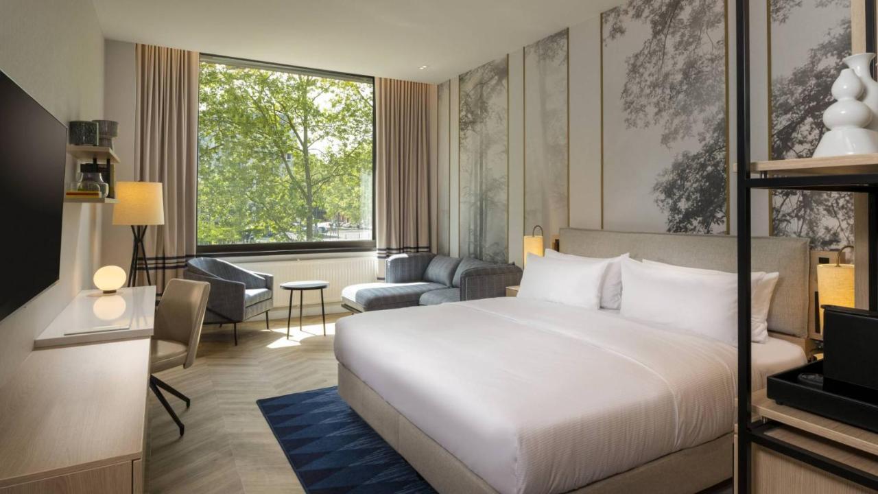 Deluxe King Room,1412821190:JPEG